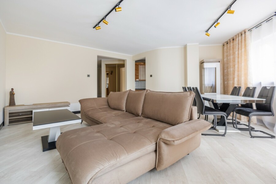 Warszawa, Ursynów, Czteropokojowy Apartament blisko Lasu Kabackiego