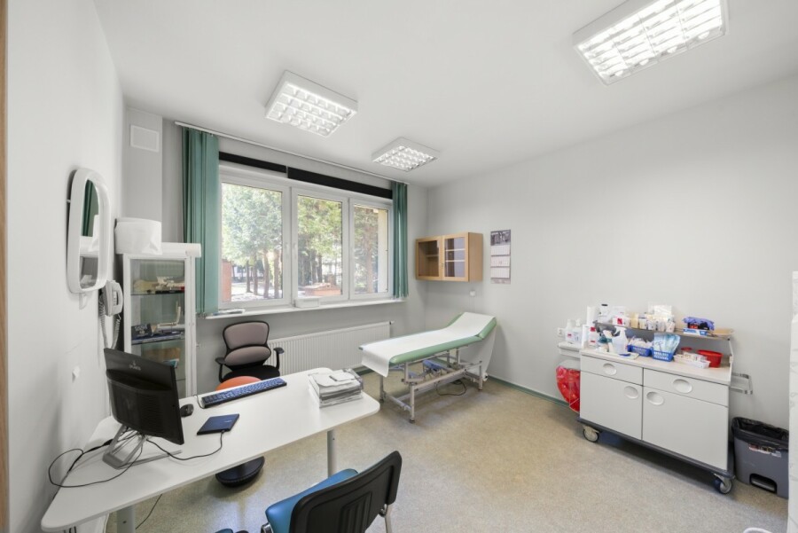Warszawa, Ursynów, Wąwozowa, Klinika z blokiem operacyjnym | 334 m² | Kabaty