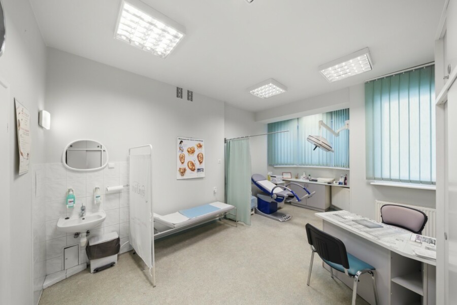 Warszawa, Ursynów, Wąwozowa, Klinika z blokiem operacyjnym | 334 m² | Kabaty