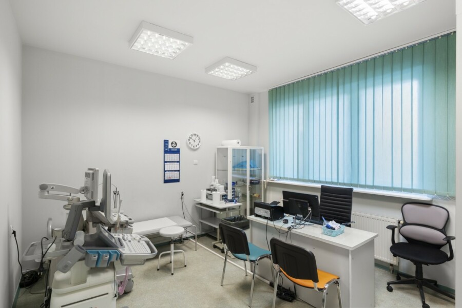 Warszawa, Ursynów, Wąwozowa, Klinika z blokiem operacyjnym | 334 m² | Kabaty