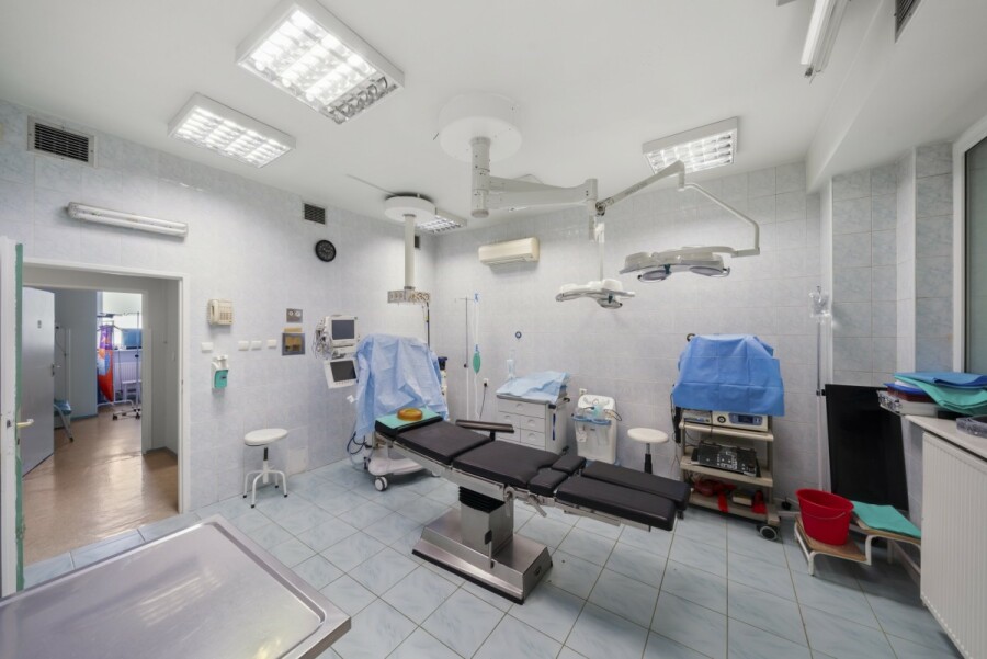 Warszawa, Ursynów, Wąwozowa, Klinika z blokiem operacyjnym | 334 m² | Kabaty