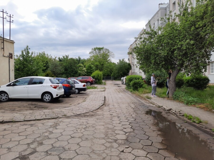 Warszawa, Praga-Południe, Grochowska, DZIAŁAKA NA GROCHOWIE
