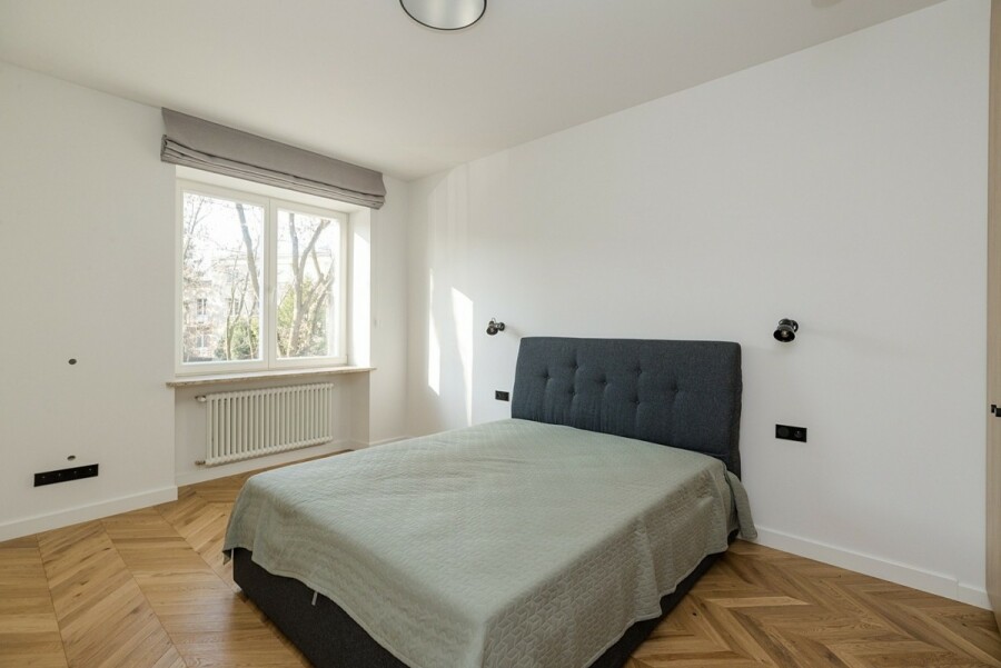 Warszawa, Praga-Południe Saska Kępa, Walecznych, Dwupokojowe 44 m² w kamienicy na Saskiej Kępie