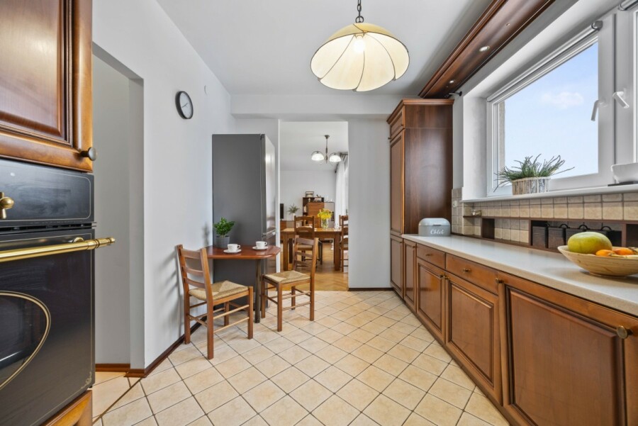 Warszawa, Ochota, Opaczewska, Przestrzeń domu, wygoda miasta! 125 m² przy parku.