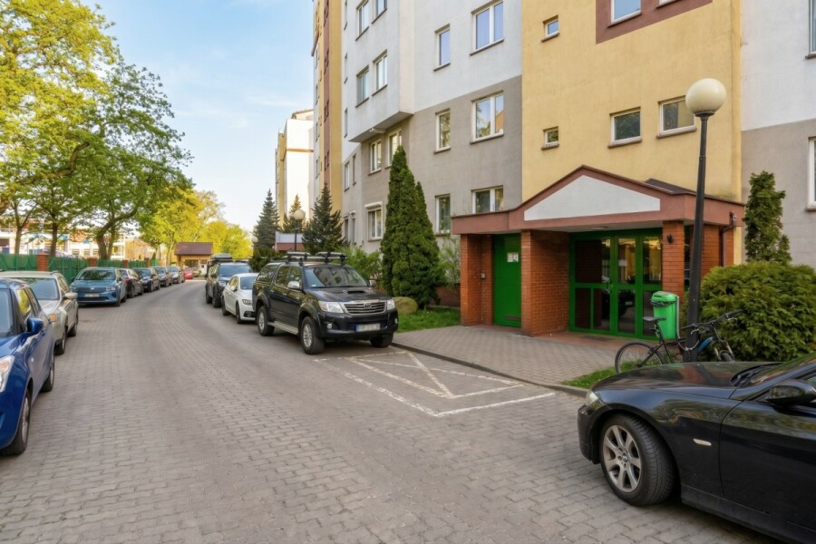 Warszawa, Ochota, Opaczewska, Przestrzeń domu, wygoda miasta! 125 m² przy parku.