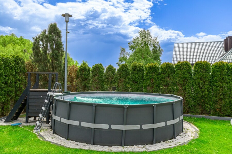 powiat wołomiński, Słupno, Nowoczesny dom z basenem i jacuzzi