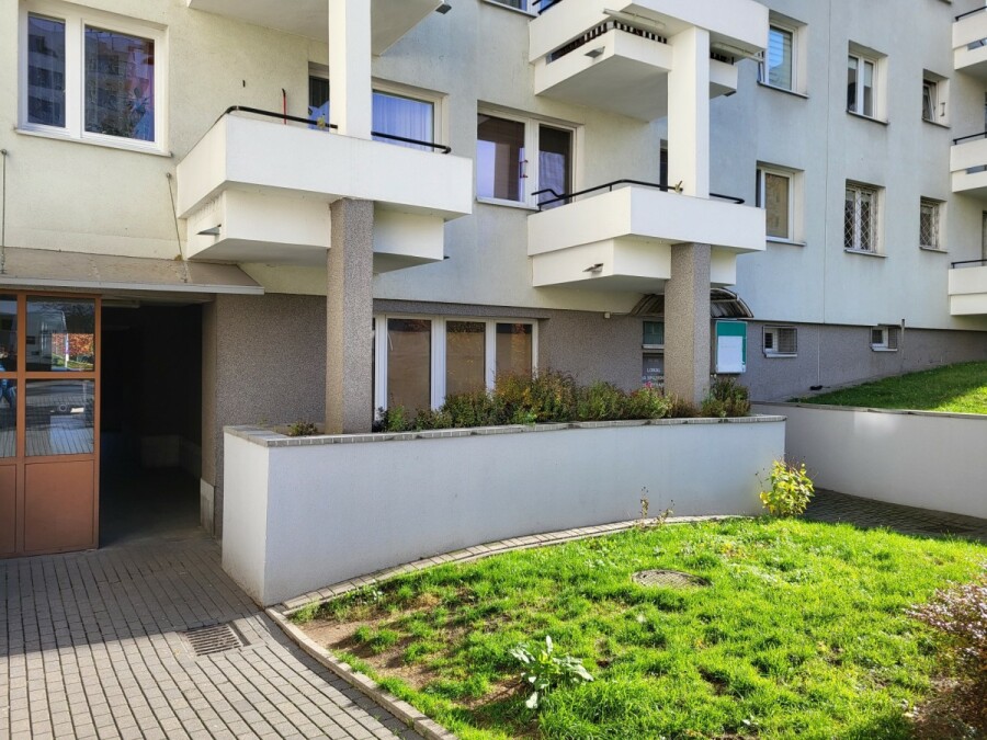 Warszawa, Mokotów Służew, Jana Sebastiana Bacha, Lokal na usługi medyczne lub inne.