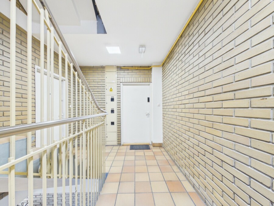 Warszawa, Mokotów Stegny, Św. Bonifacego, 5-pokojowe mieszkanie z dużym tarasem i garażem