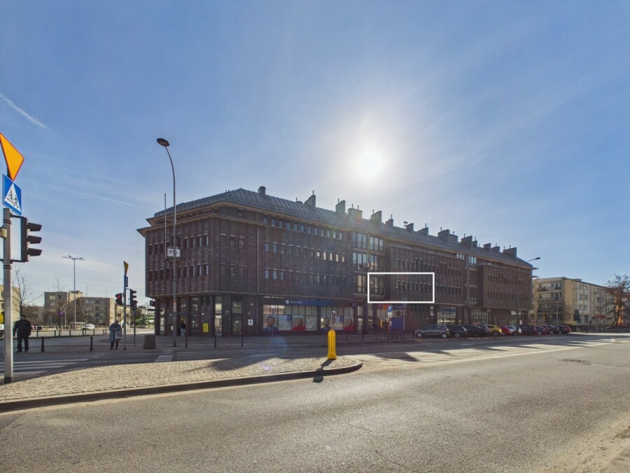 Warszawa, Mokotów Stegny, Św. Bonifacego, 5-pokojowe mieszkanie z dużym tarasem i garażem