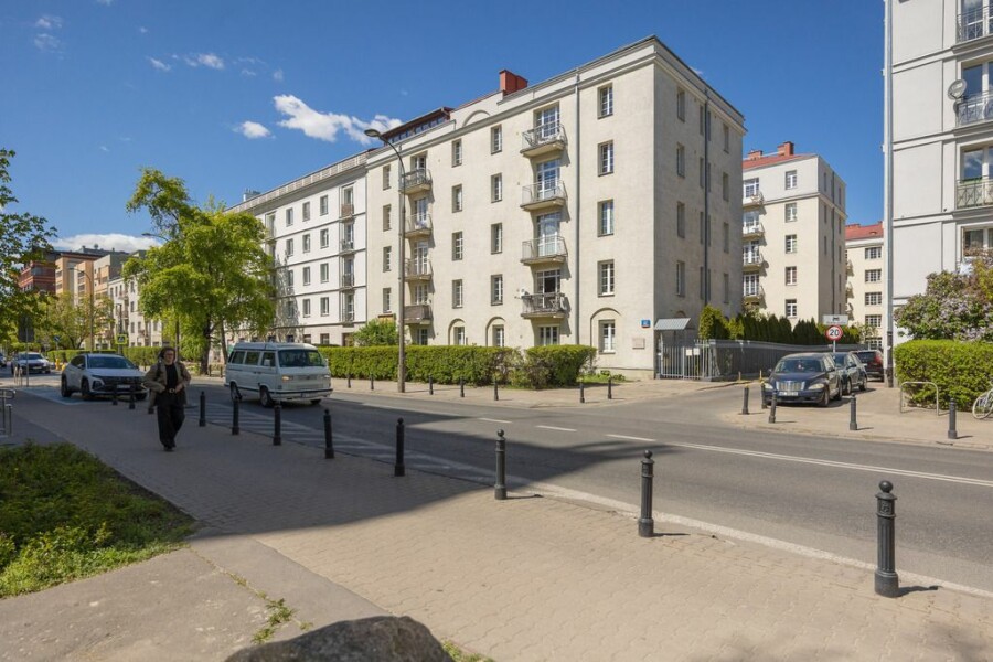 Warszawa, Mokotów, Antoniego Józefa Madalińskiego, Kamienica Serce MokotowaWidok na Patio2 Wejścia