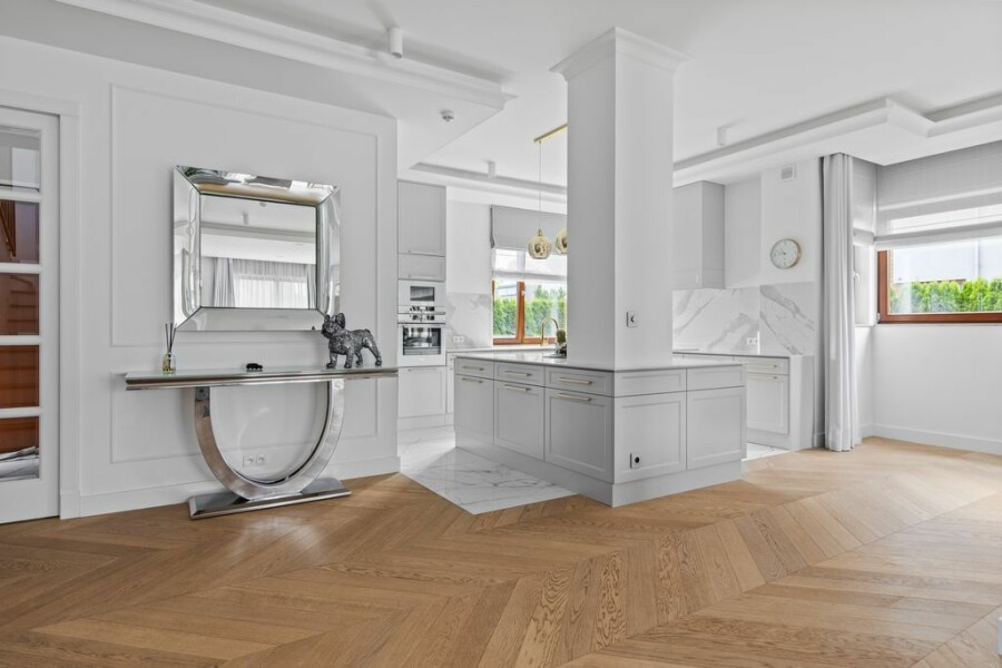Warszawa, Wilanów, Dom z basenem 290 m2 Wilanow 6 pokoi ogród garaż