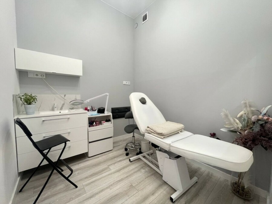 Warszawa, Wilanów, Adama Branickiego, Odstąpię gotowy salon beauty