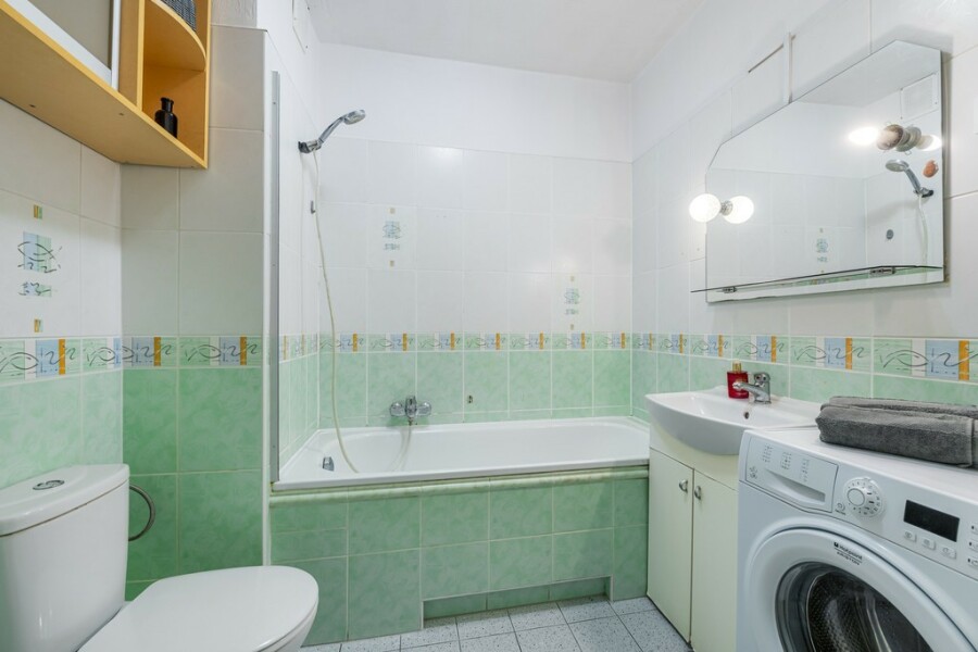 Warszawa, Targówek Mieszkaniowy, 2 pokoje Parter Taras 12,5m2 Metro Remont
