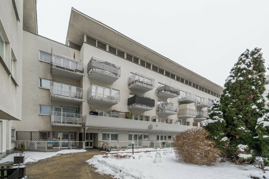 Warszawa, Targówek Mieszkaniowy, 2 pokoje Parter Taras 12,5m2 Metro Remont