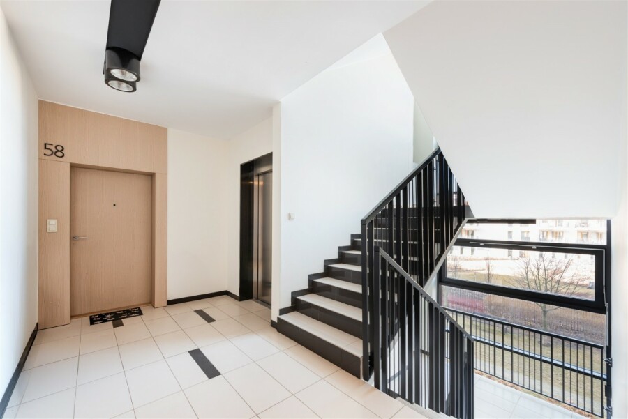 Warszawa, Żoliborz, Kaliny Jędrusik, Dwupokojowy apartament z tarasem – Żoliborz