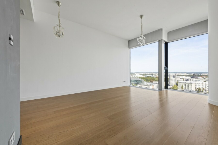 Warszawa, Śródmieście Północne, Twarda, Dwupokojowy apartament w Cosmopolitanie