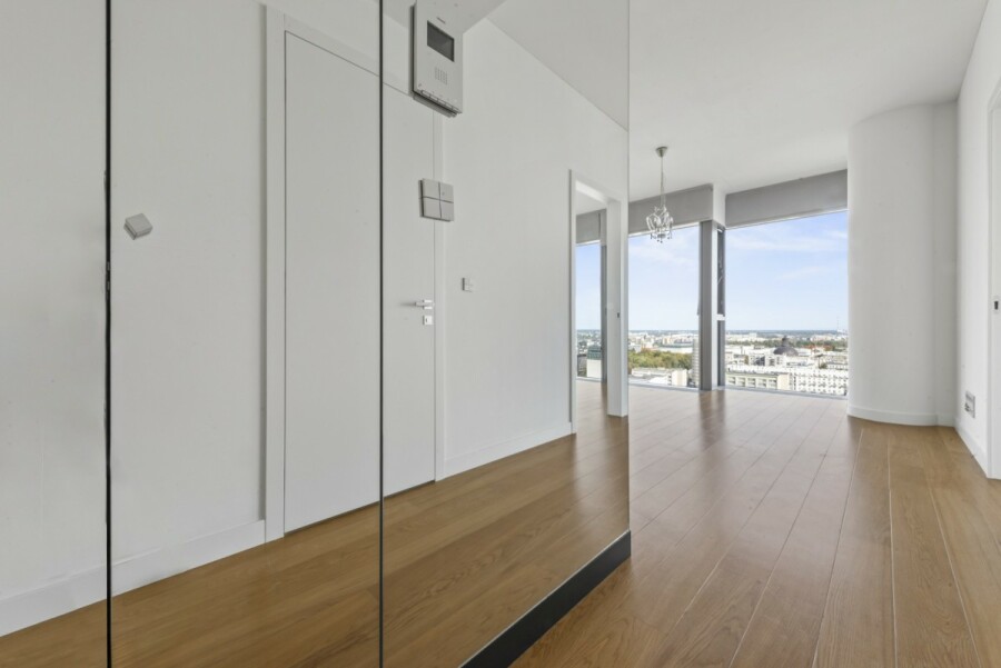 Warszawa, Śródmieście Północne, Twarda, Dwupokojowy apartament w Cosmopolitanie