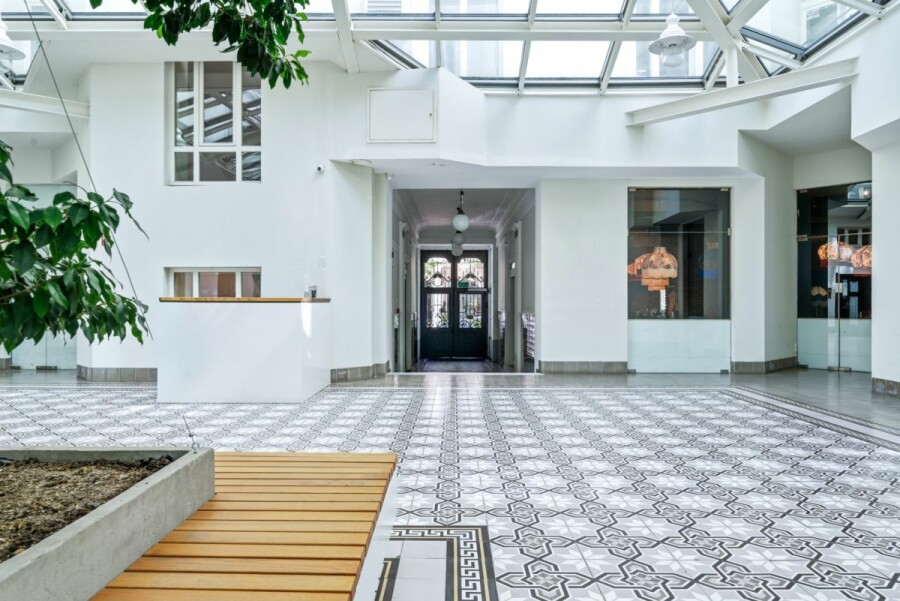 Warszawa, Śródmieście, Poznańska, Unikalny lokal z witryną - prestiżowa kamienica