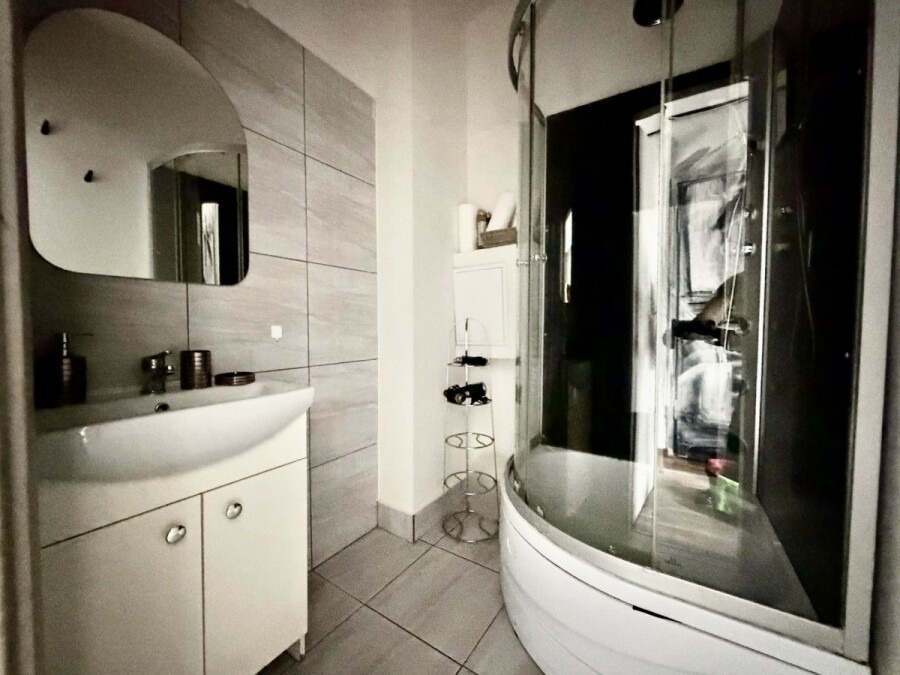 Warszawa, Wola, Chmielna, Super studio przy Verso Tower ul. Chmielna