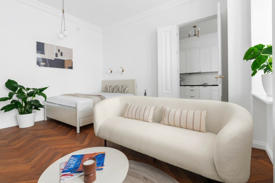 Warszawa, Wola Mirów, Ogrodowa, Where history meets modernity | Premium |
