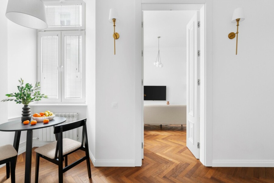 Warszawa, Wola Mirów, Ogrodowa, Where history meets modernity | Premium |
