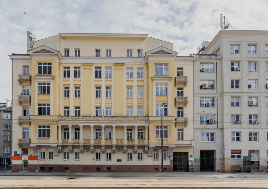 powiat Warszawa, Warszawa, Aleje Jerozolimskie, Biuro|kancelaria|wysokie w kamienicy|obok D.Centra