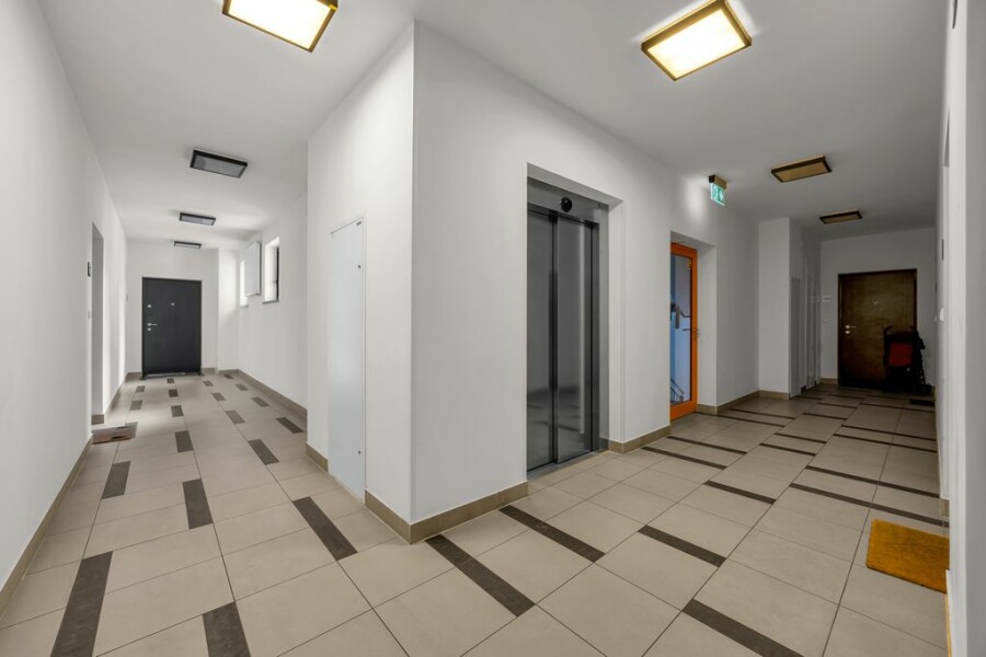 Warszawa, Wola, Symboliczna, Gotowe do zamieszkania Słoneczny balkon Garaż