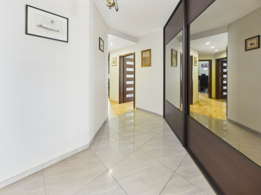 powiat wołomiński, Ząbki, Christiana Andersena, 4 pokoje (79 m²) z dużym balkonem wśró