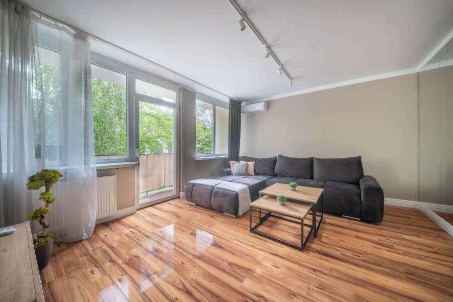Warszawa, Ochota, Apartament przy ul. Nowogrodzkiej 74