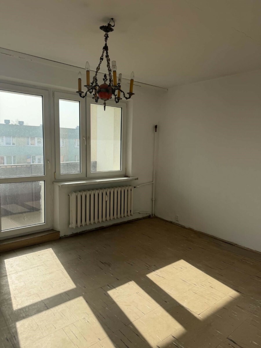 powiat nowodworski, Nowy Dwór Mazowiecki, Rtm. Witolda Pileckiego, 2 pok., 42m2, Osiedle Młodych do remontu