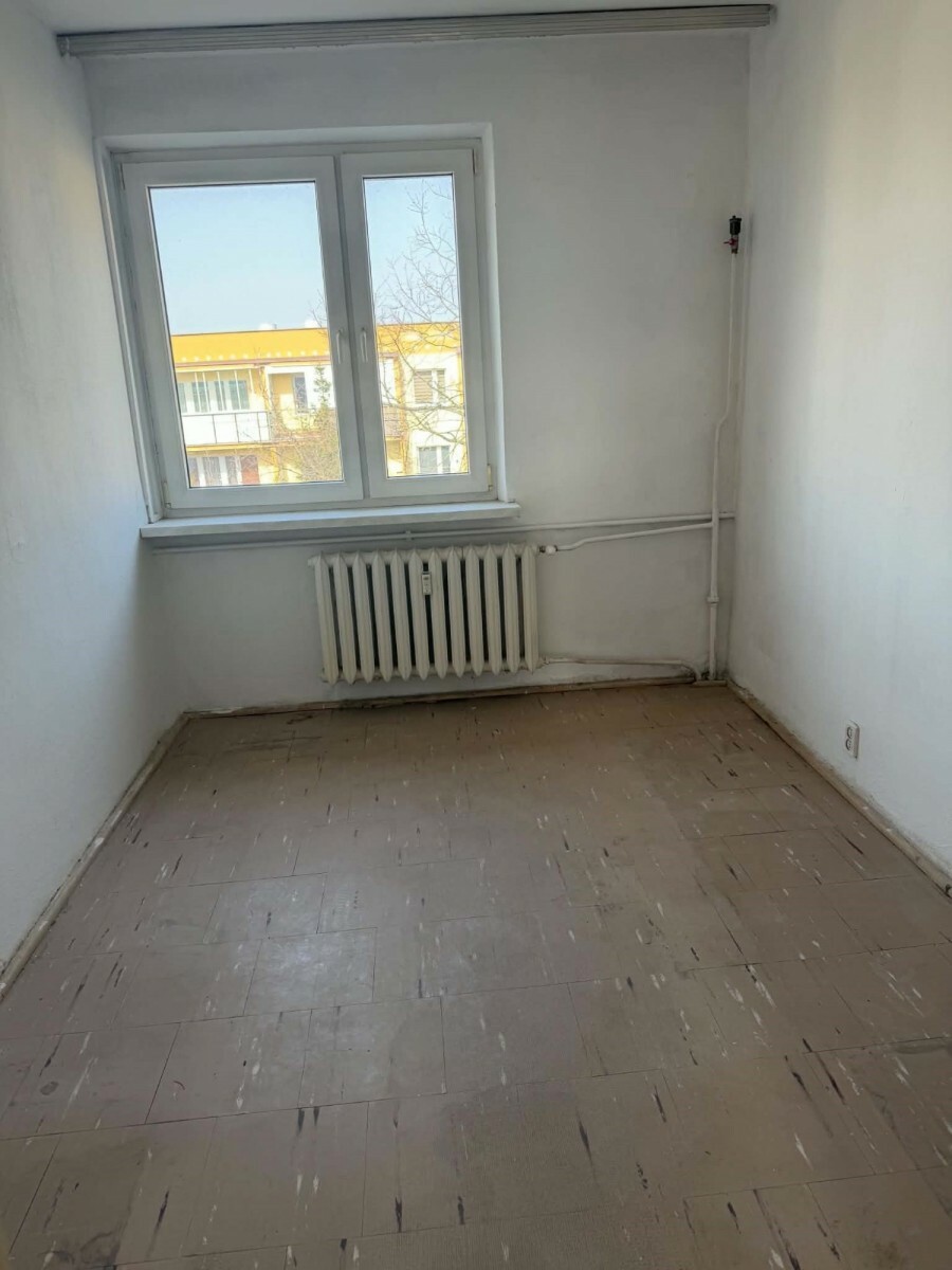 powiat nowodworski, Nowy Dwór Mazowiecki, Rtm. Witolda Pileckiego, 2 pok., 42m2, Osiedle Młodych do remontu