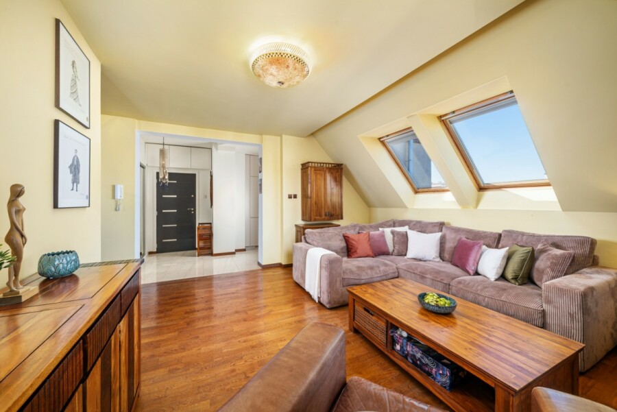 Warszawa, Ursynów Kabaty, Ekologiczna, Dwupoziomowy loft 91 m2 z widokiem na Kabaty.