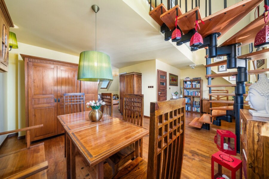 Warszawa, Ursynów Kabaty, Ekologiczna, Dwupoziomowy loft 91 m2 z widokiem na Kabaty.