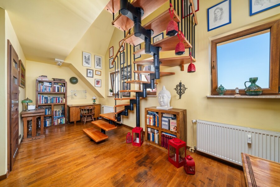 Warszawa, Ursynów Kabaty, Ekologiczna, Dwupoziomowy loft 91 m2 z widokiem na Kabaty.