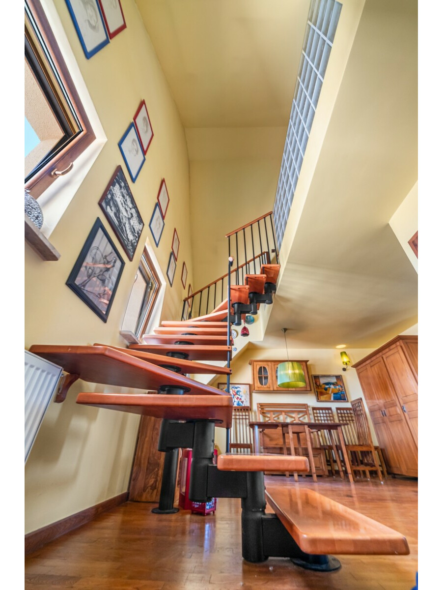 Warszawa, Ursynów Kabaty, Ekologiczna, Dwupoziomowy loft 91 m2 z widokiem na Kabaty.