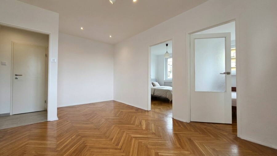 Warszawa, Śródmieście, Pańska, centrum, 3 pokoje, nieumeblowane, balkon