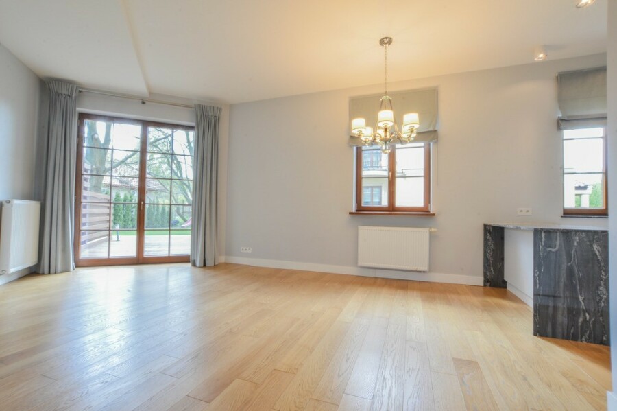 Warszawa, Wilanów, Idealny! Cichy apartament z ogrodem i tarasem !