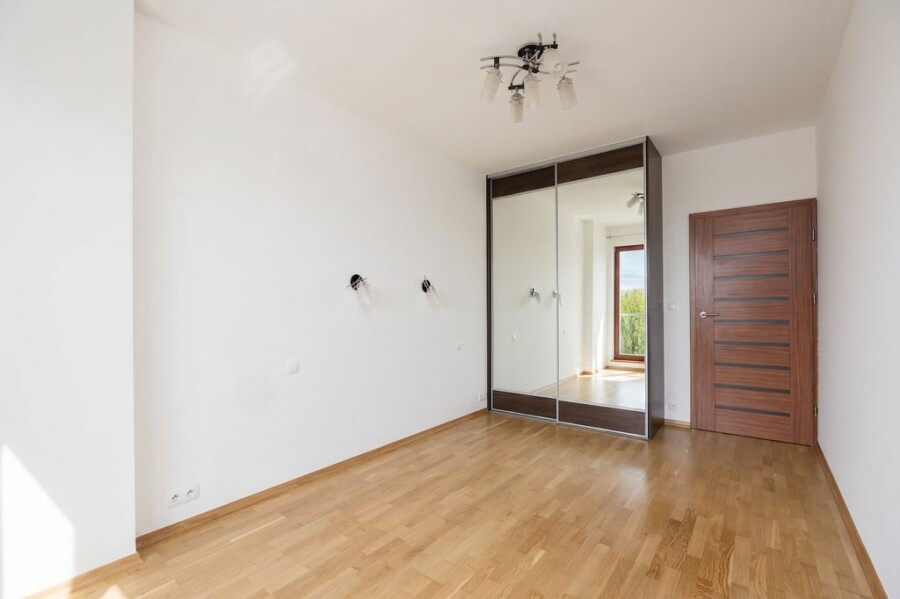 Warszawa, Mokotów, Aleja Wyścigowa, Point House Widok na park Balkon Garderoba