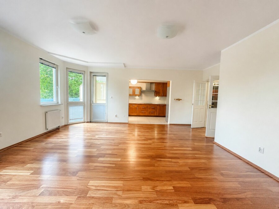 Warszawa, Mokotów Służew, Puławska, 91,6 m² + Komórka 3,3 m²+ Garaż + Balkon 6,3 m²