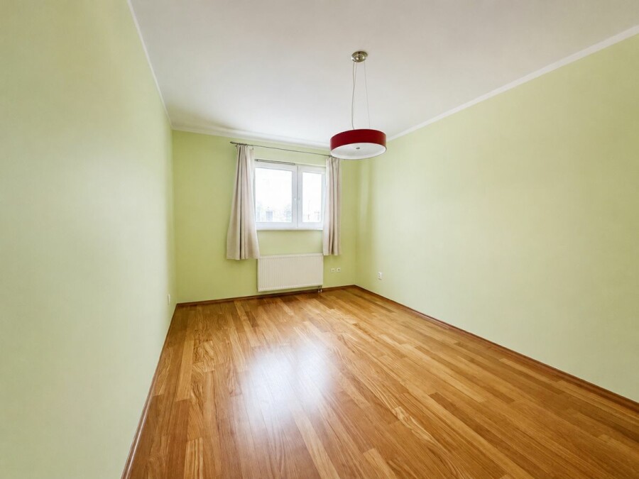 Warszawa, Mokotów Służew, Puławska, 91,6 m² + Komórka 3,3 m²+ Garaż + Balkon 6,3 m²