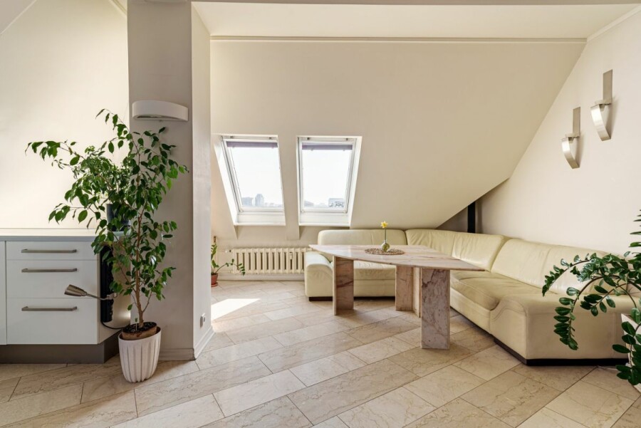 Warszawa, Wola, 3 pokoje na poddaszu 85m² | metro | widok