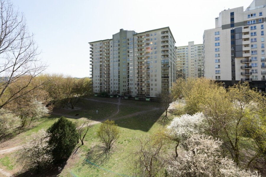 Warszawa, Mokotów Ksawerów, Cieszyńska, Metro Wilanowska / Zacisznie / Przestrzeń za oknem