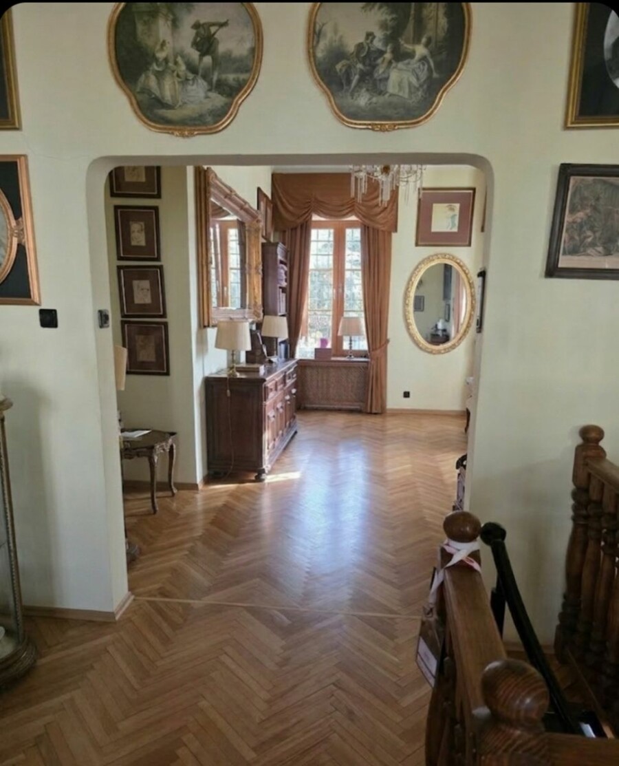Warszawa, Żoliborz Stary Żoliborz, Połowa miejskiej Willi Stary Żoliborz, dwa poziomy