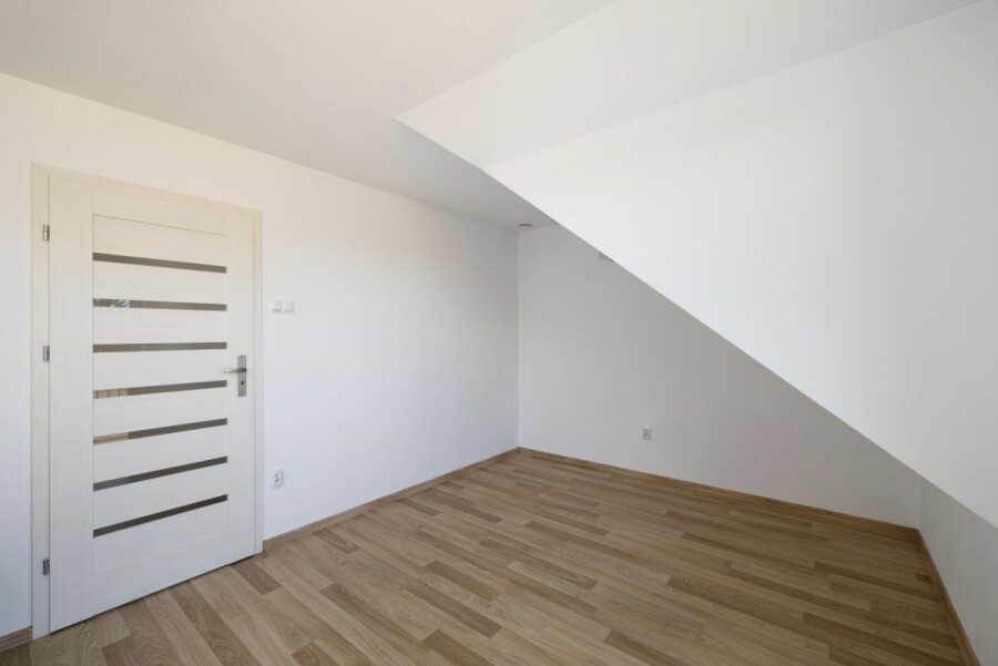 powiat nowodworski, Nowa Mała Wieś, Dom wolnostojący | 154m2 | 5 sypialni | garaż