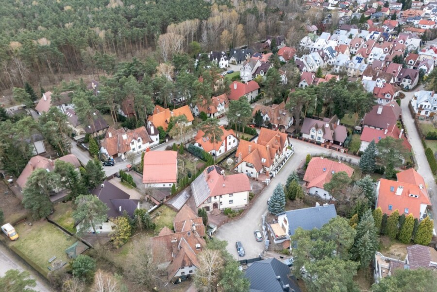 powiat wołomiński, Zielonka, Jagodowa, Duży Ekonomiczny Dom I Zielonka Oś. Wituś