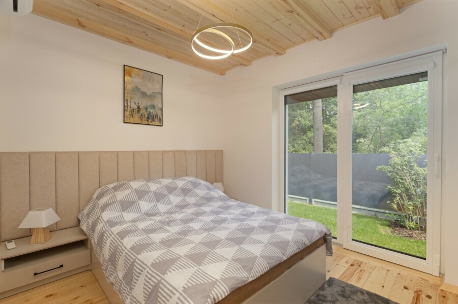 powiat legionowski, Cupel, Topolowa, Inteligentny dom nad wodą z sauną, jacuzzi, pomost