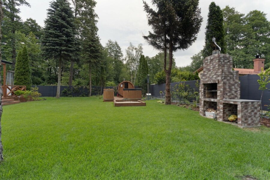 powiat legionowski, Cupel, Topolowa, Inteligentny dom nad wodą z sauną, jacuzzi, pomost