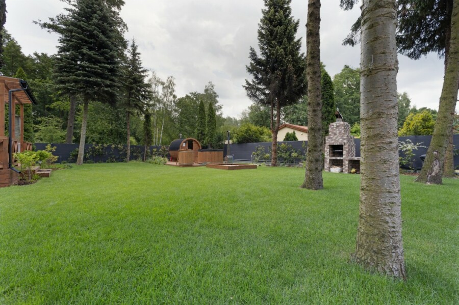 powiat legionowski, Cupel, Topolowa, Inteligentny dom nad wodą z sauną, jacuzzi, pomost