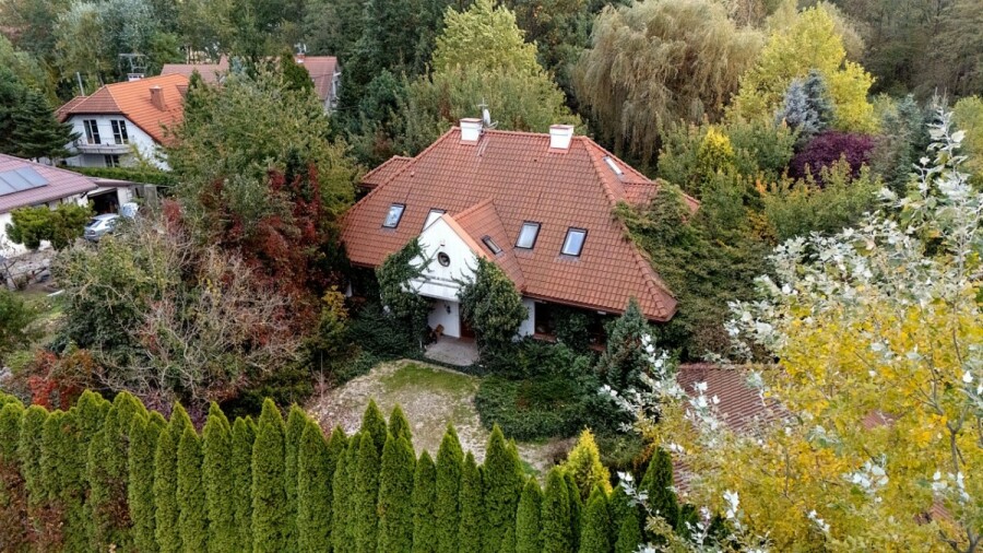 Warszawa, Wilanów Kępa Zawadowska, piękny ogród - dwa wjazdy - działka 2100mkw