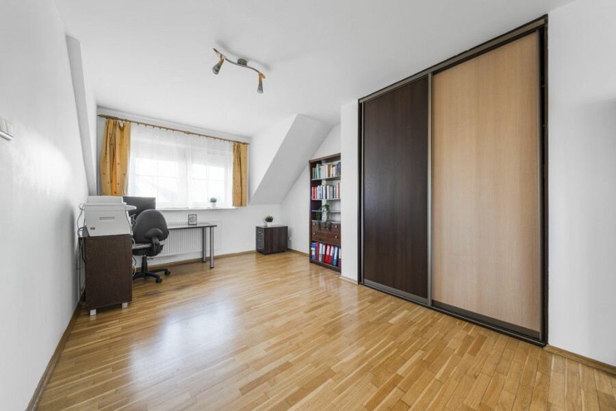 Warszawa, Białołęka, Sprawdź >>> Dom wolnostojący, 6 pokoi, 2 garaże